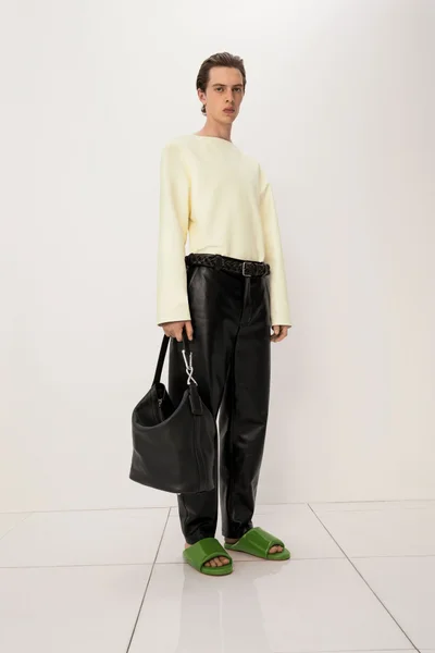 Look 9